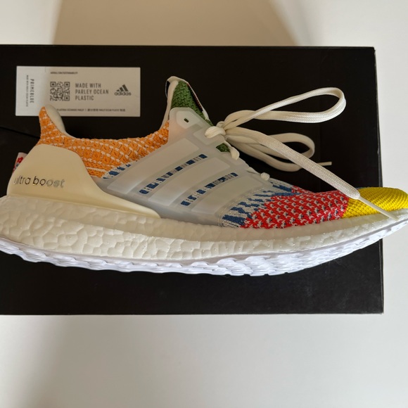 ADIDAS Ultraboost 5.0 DNA PRIDE Edition “Love Unites” NEW in Box-never worn - Picture 5 of 7